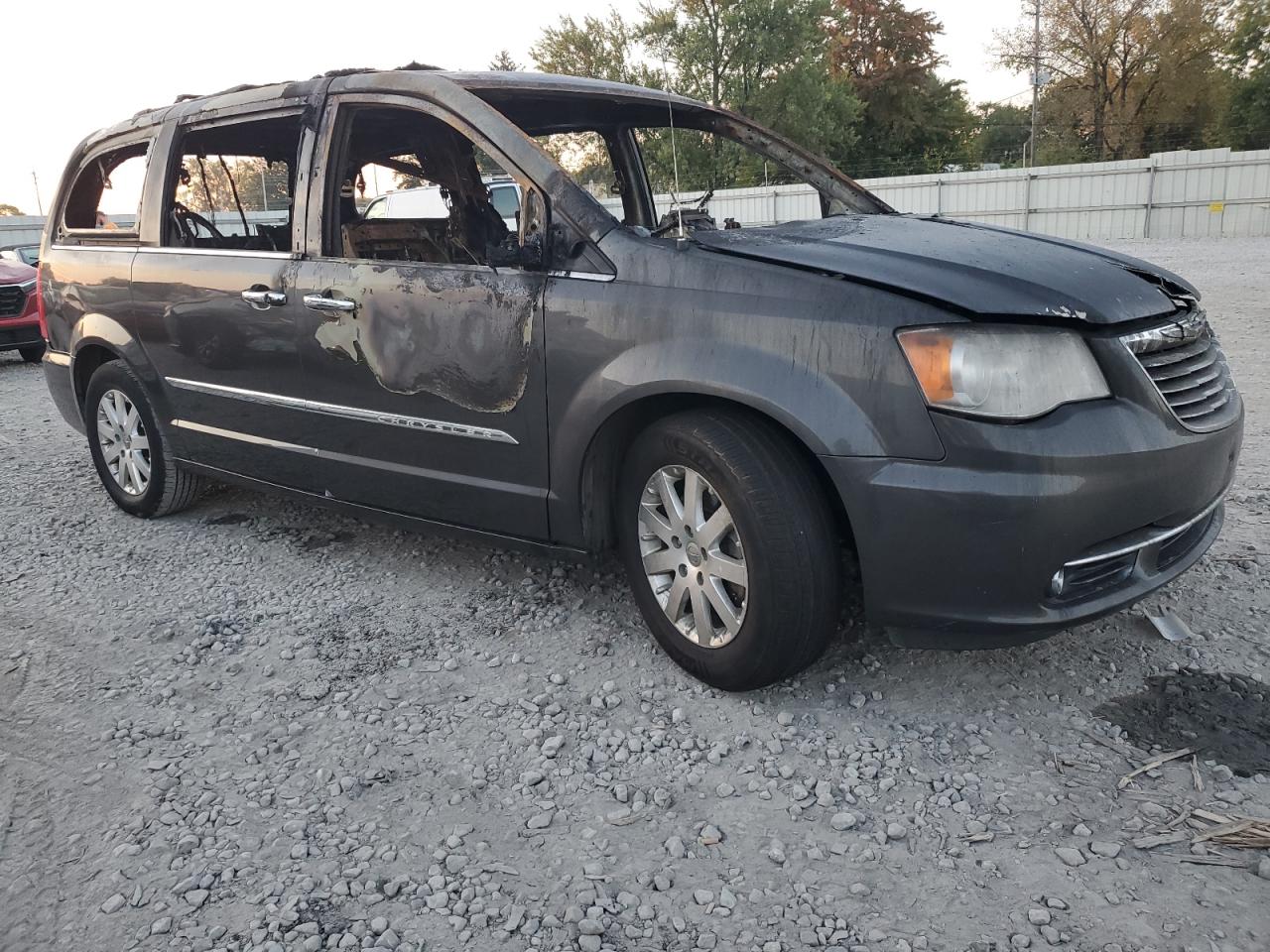 CHRYSLER TOWN & COUNTRY TOURING