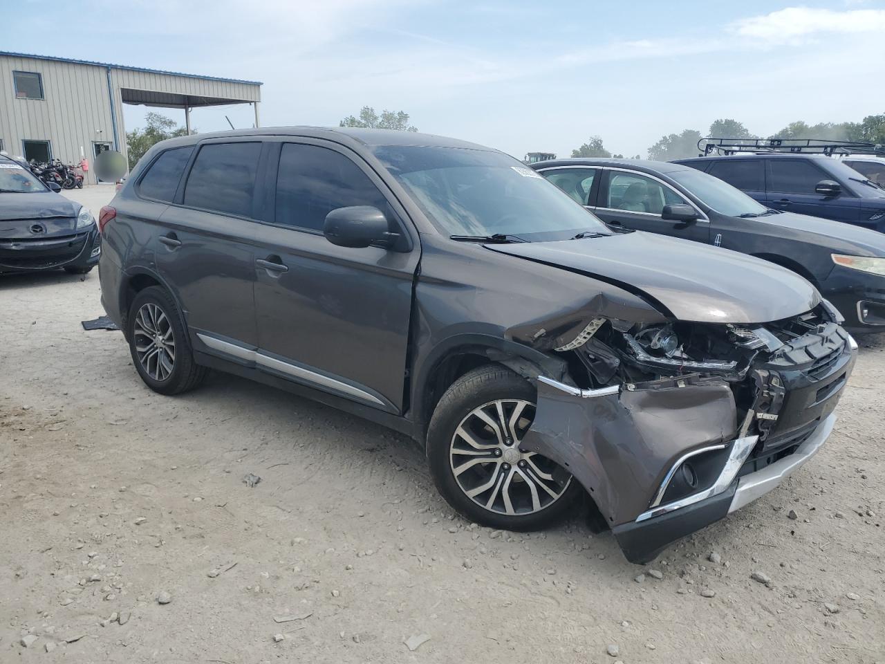 MITSUBISHI OUTLANDER ES