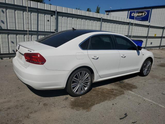 2015 VOLKSWAGEN PASSAT SE 1VWBT7A31FC108133