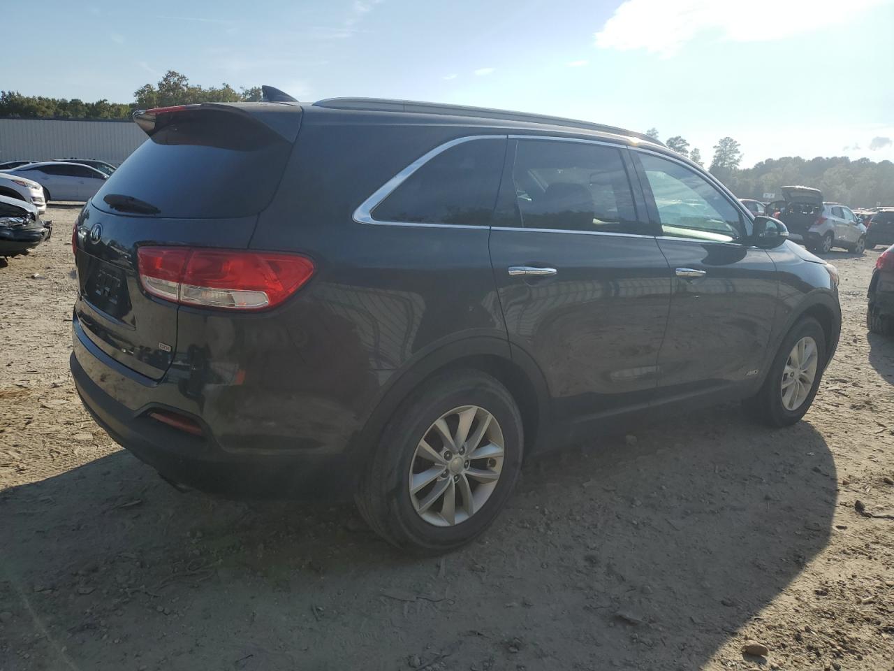 Lot #3317799094 2017 KIA SORENTO LX