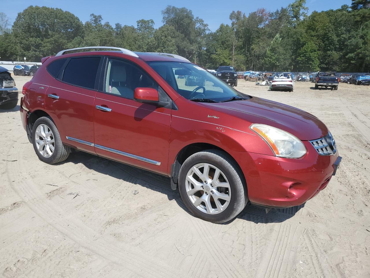 Lot #3310393958 2013 NISSAN ROGUE S