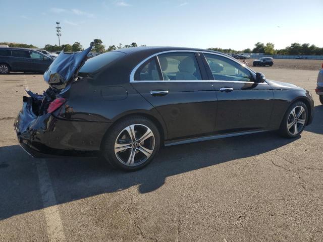 2019 MERCEDES-BENZ E 300 4MAT WDDZF4KB4KA623569