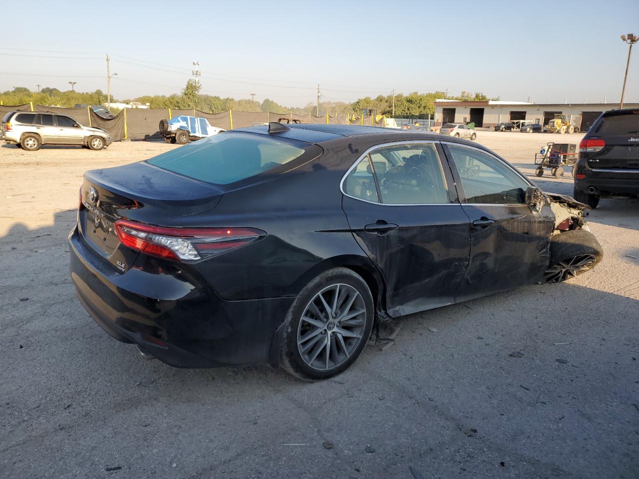 TOYOTA CAMRY XLE