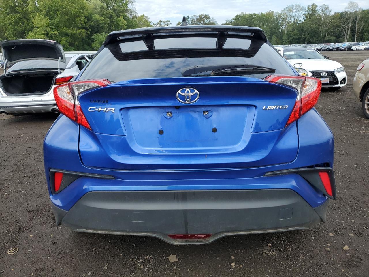 TOYOTA C-HR XLE