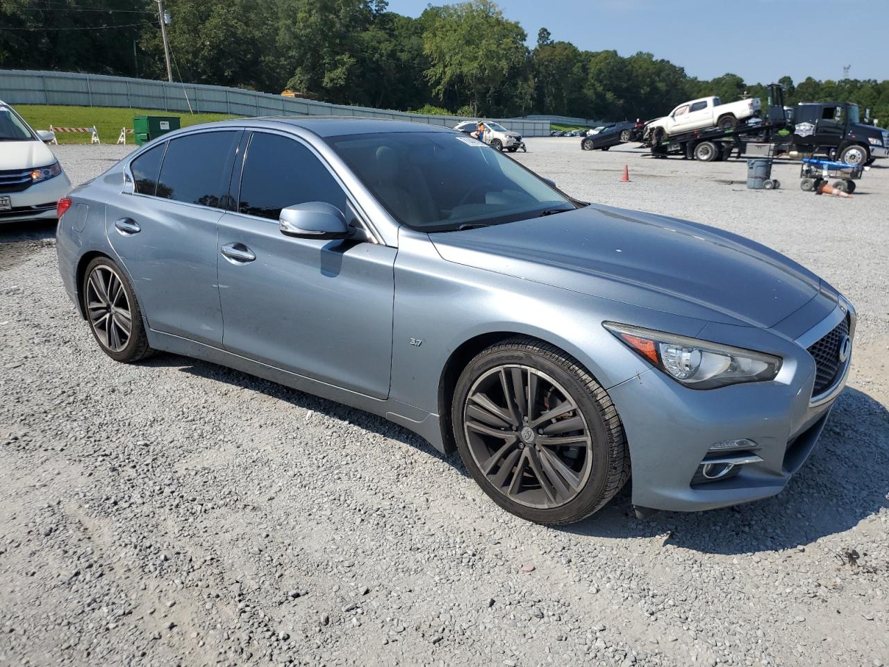 INFINITI Q50 BASE