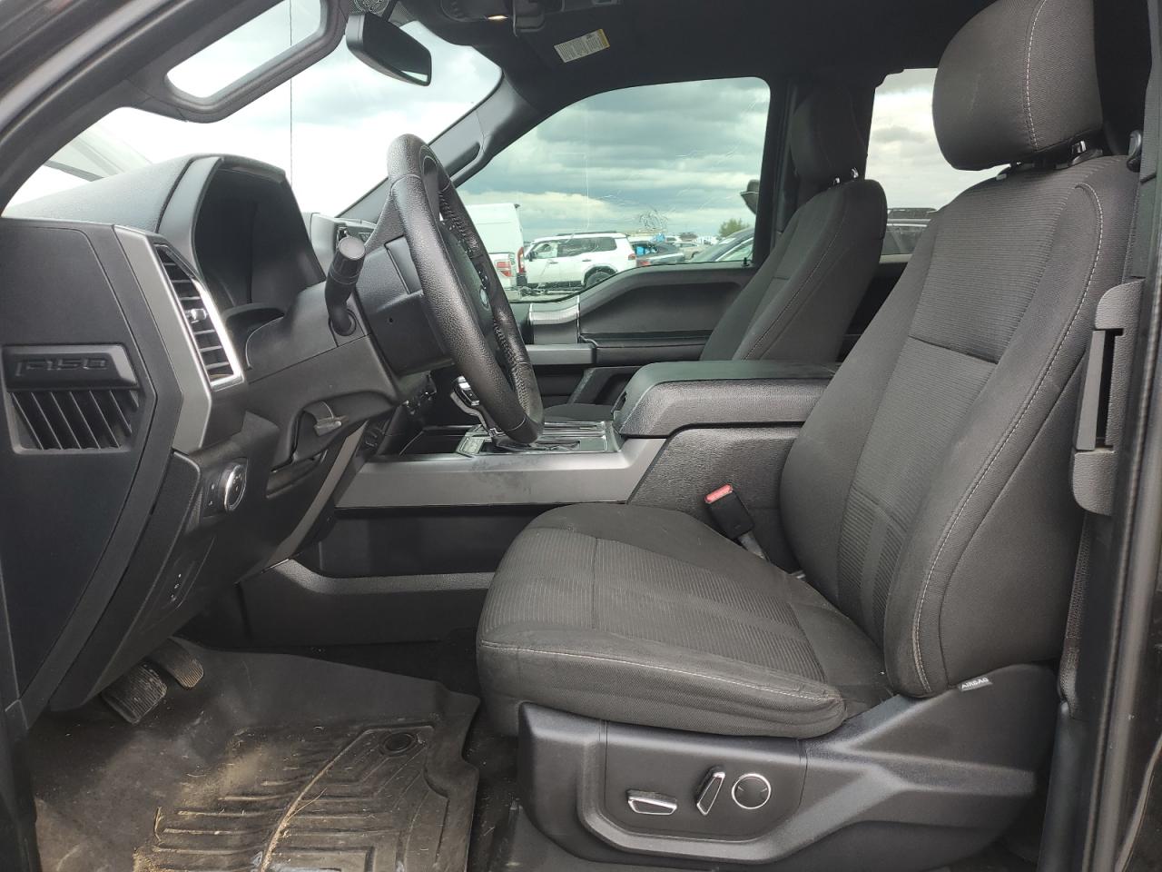 FORD F-150 SUPER CAB