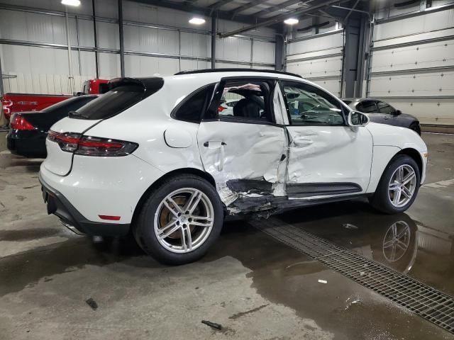 2022 PORSCHE MACAN WP1AA2A55NLB09582