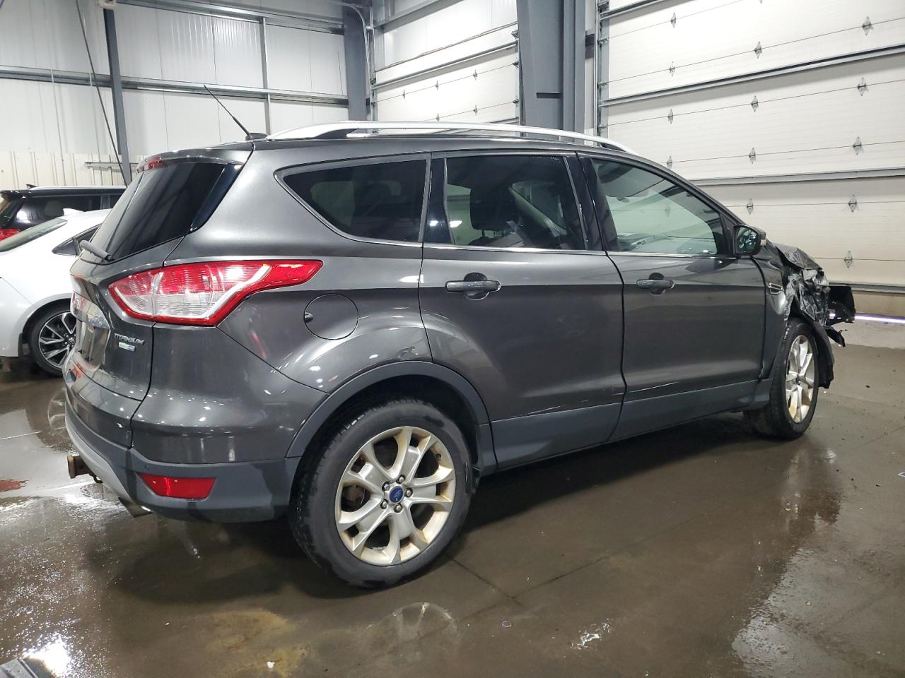 FORD ESCAPE TITANIUM