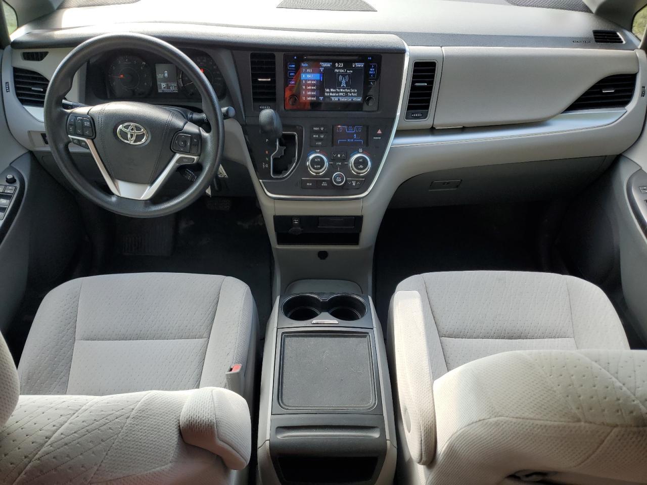 Lot #3240861857 2016 TOYOTA SIENNA LE