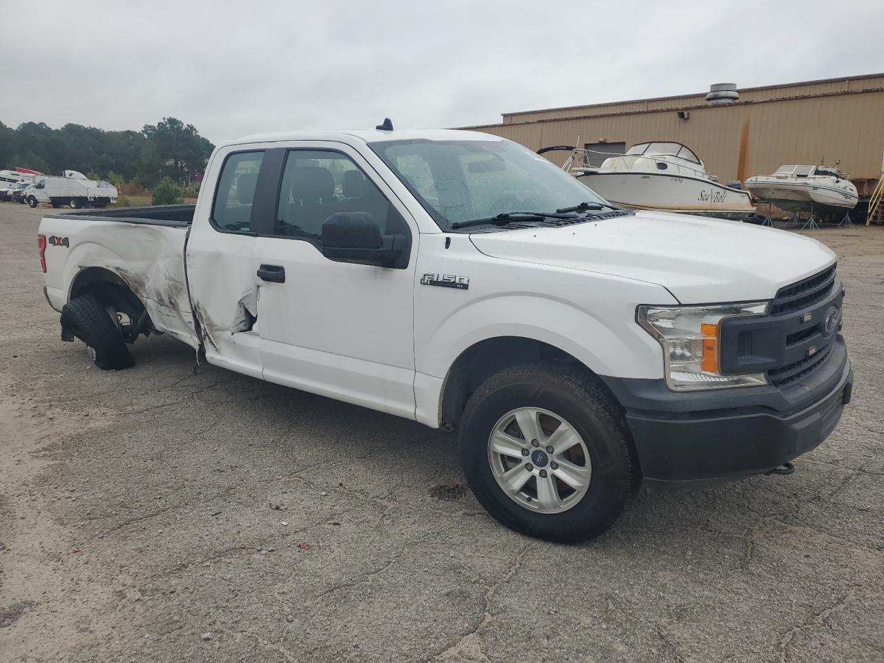 FORD F-150 SUPER CAB