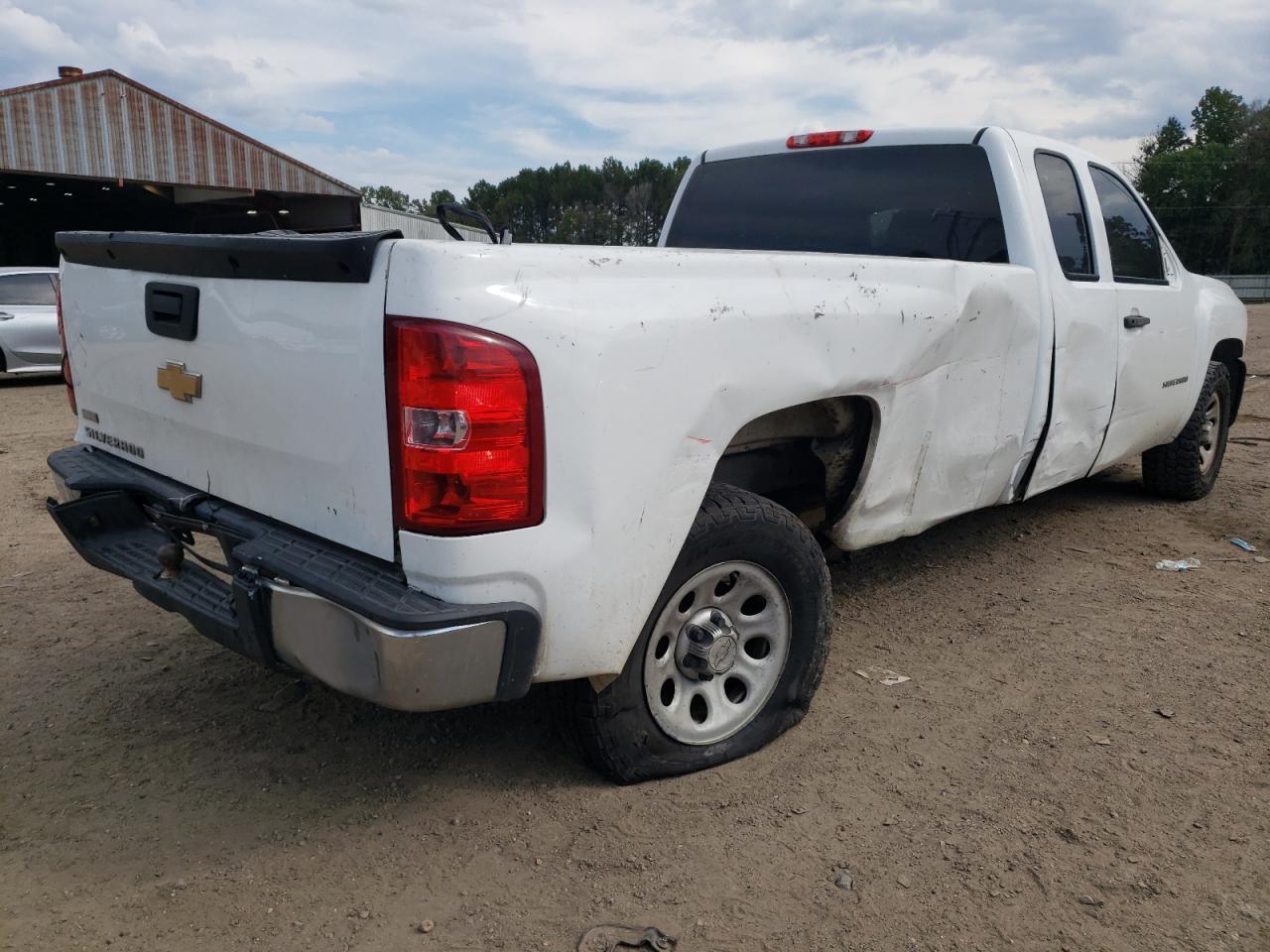 Lot #3305320306 2011 CHEVROLET SILV1500 2