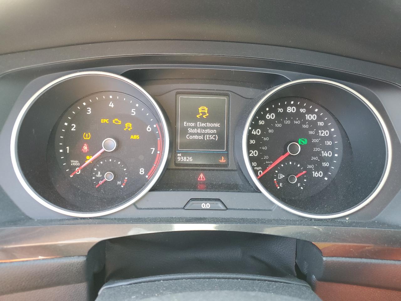 VOLKSWAGEN TIGUAN SE