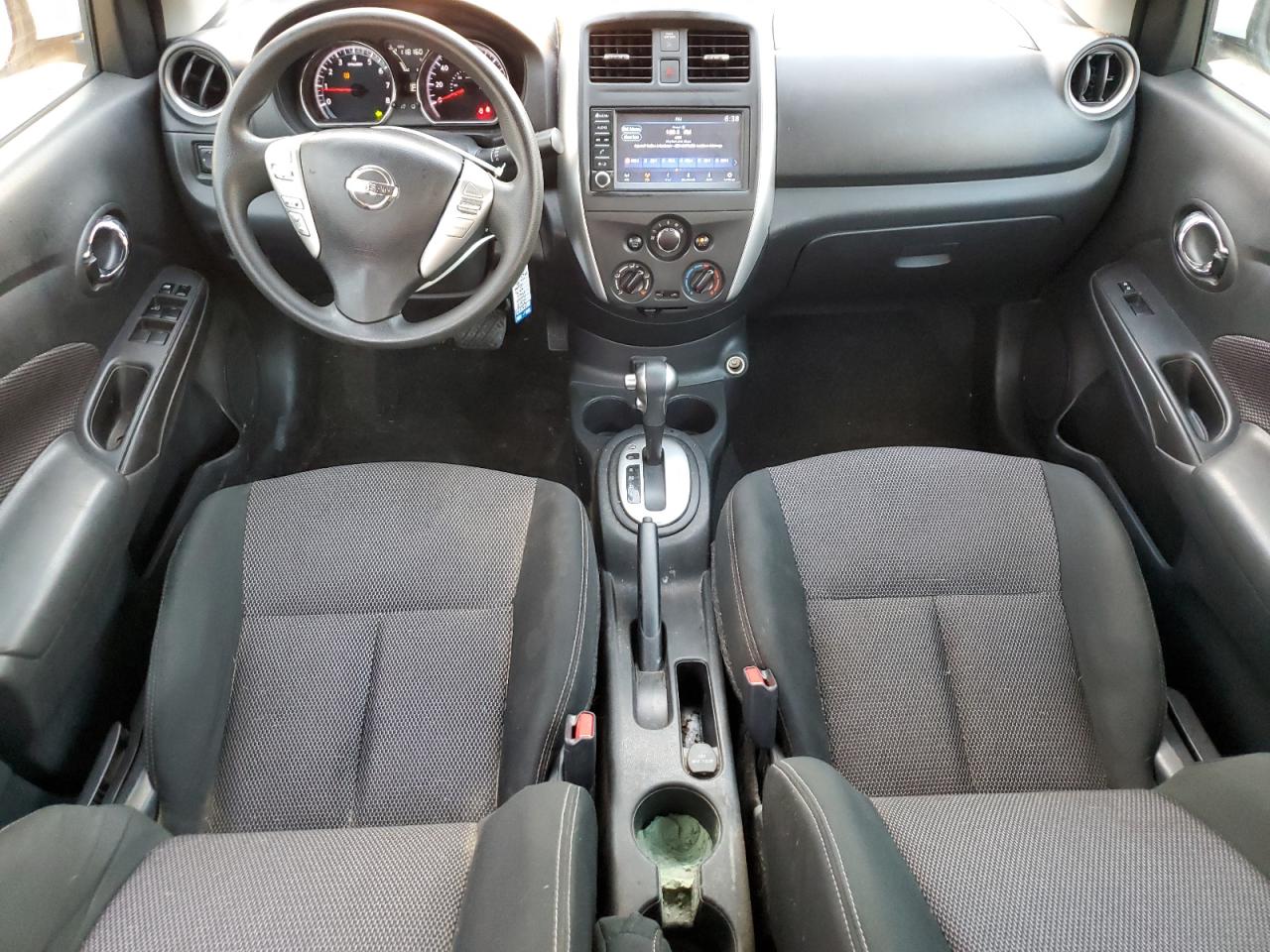 NISSAN VERSA S