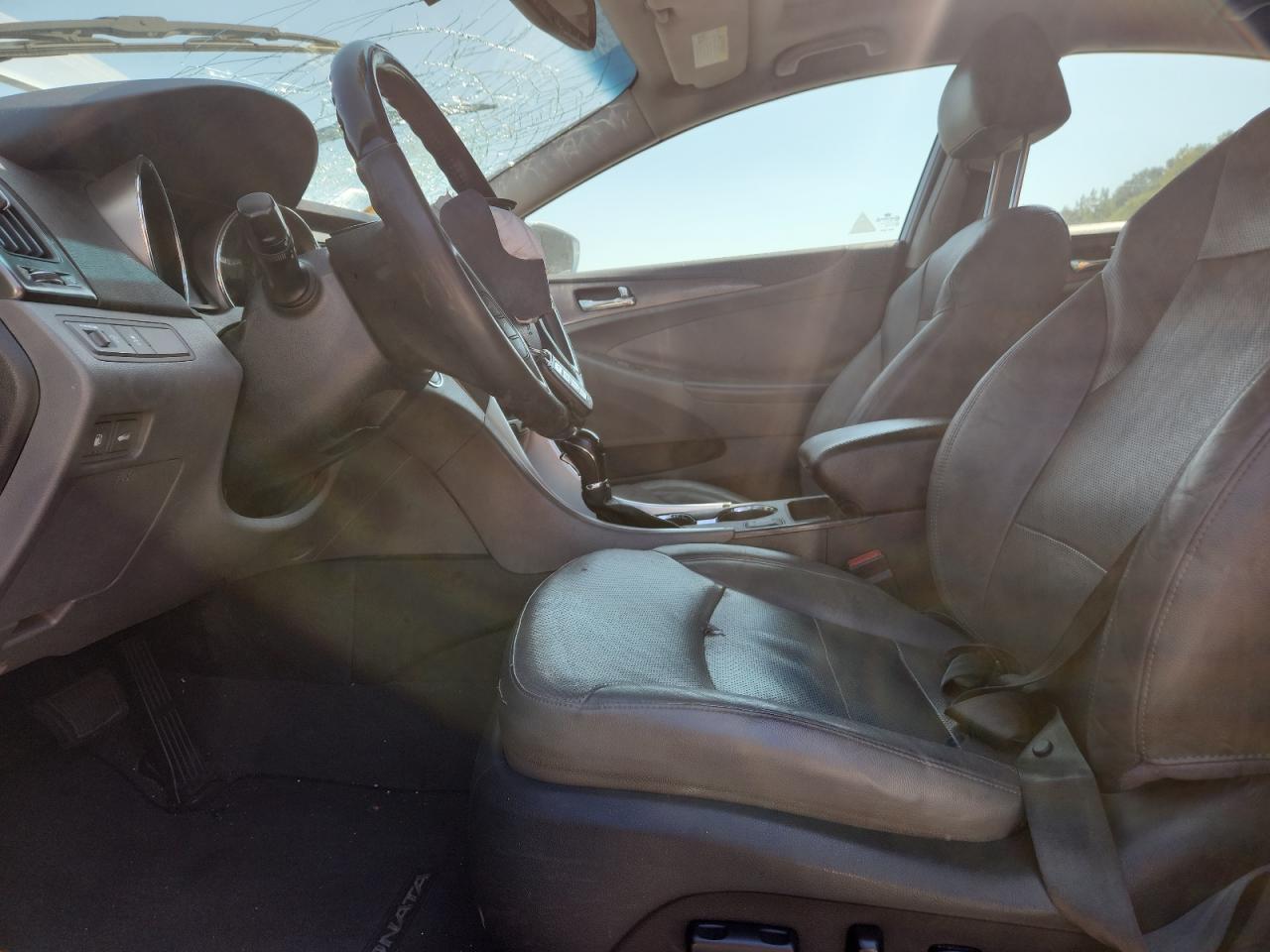 HYUNDAI SONATA HYBRID