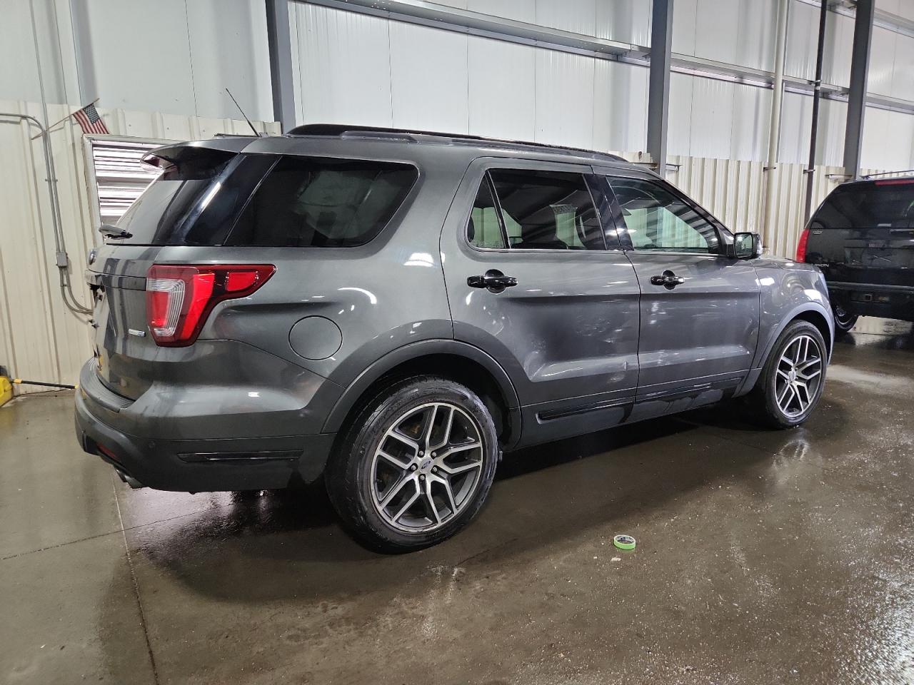 FORD EXPLORER SPORT