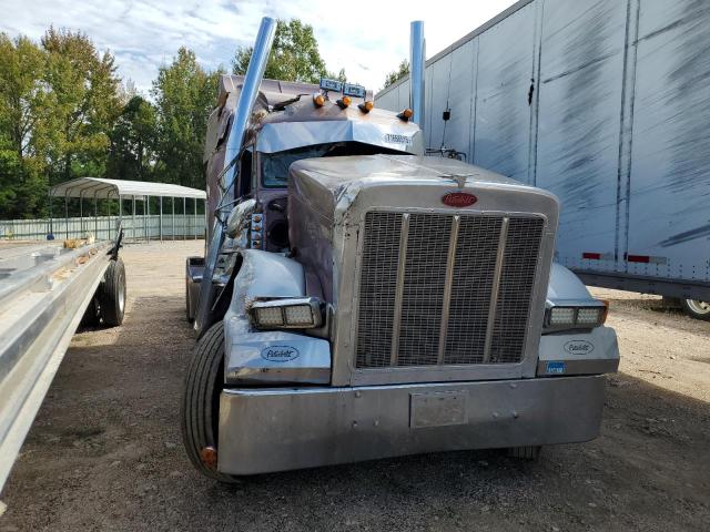 Global Auto Auctions: 2004 PETERBILT 379