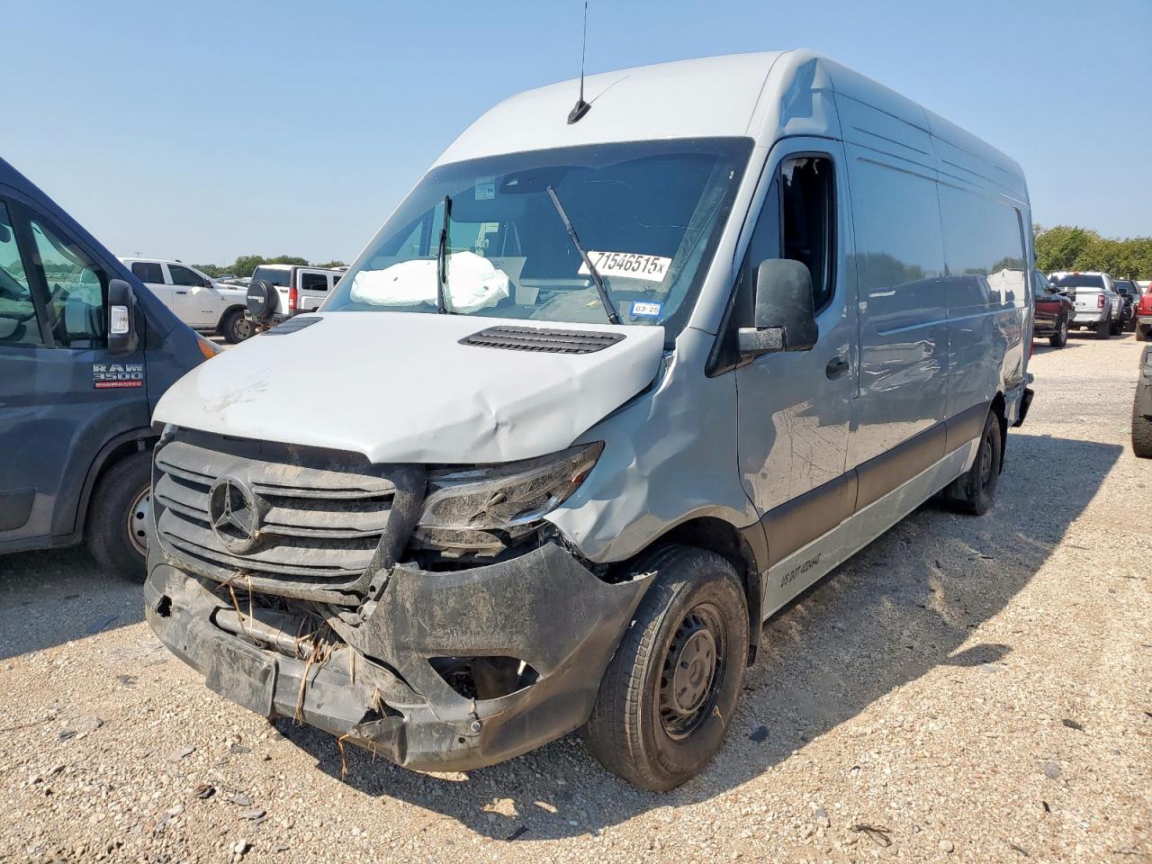 MERCEDES-BENZ SPRINTER 2500