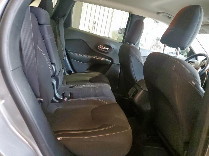 2016 JEEP CHEROKEE L 1C4PJLCBXGW230551