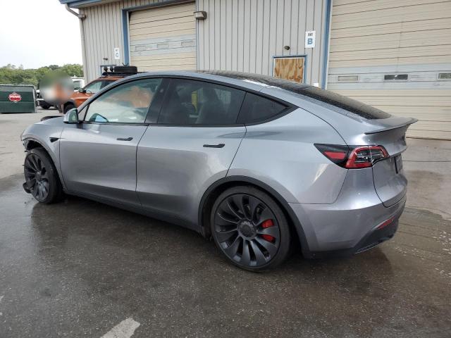 2025 TESLA MODEL Y 7SAYGDEF5SF304631