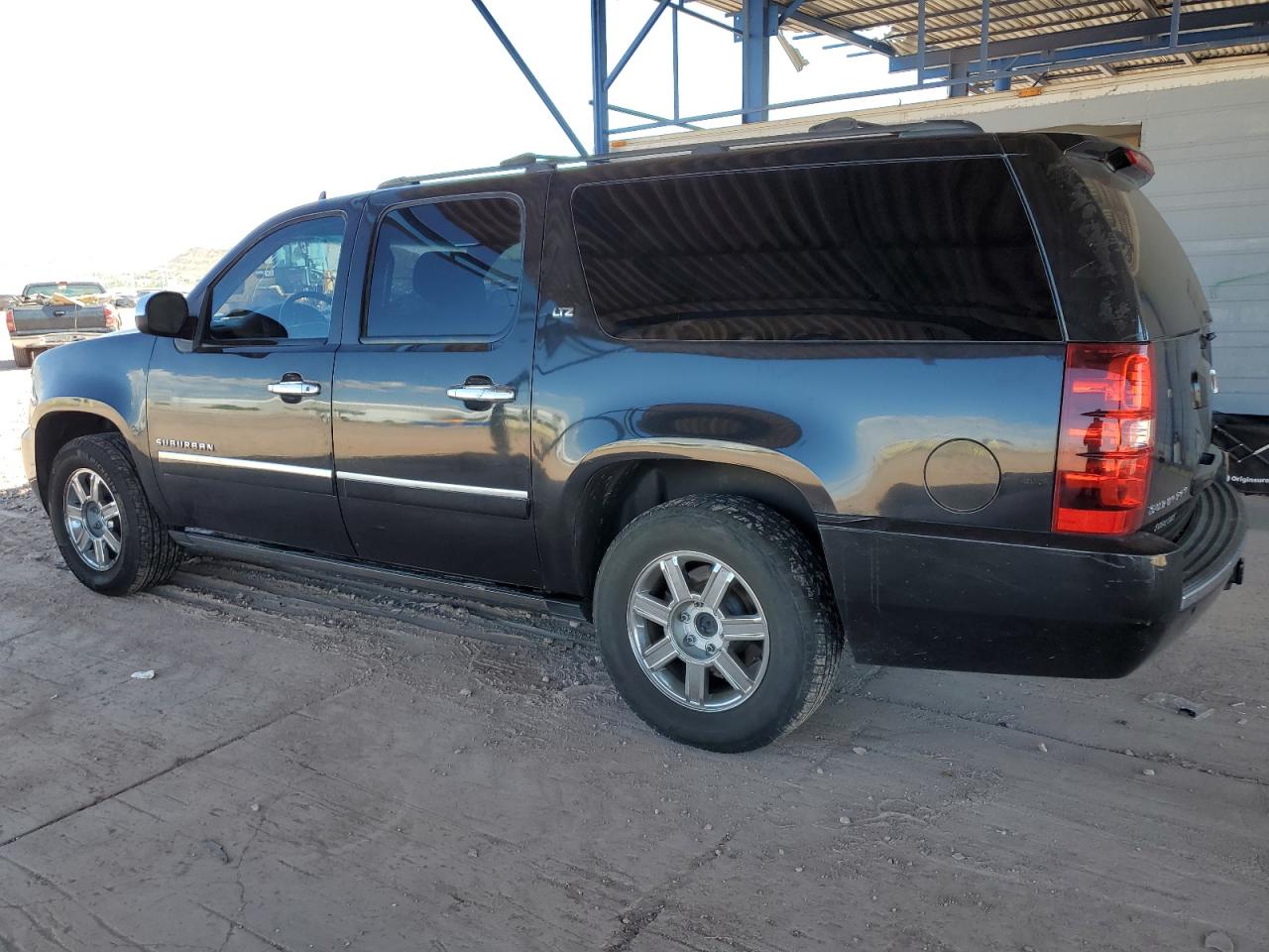 CHEVROLET SUBURBAN C1500 LTZ