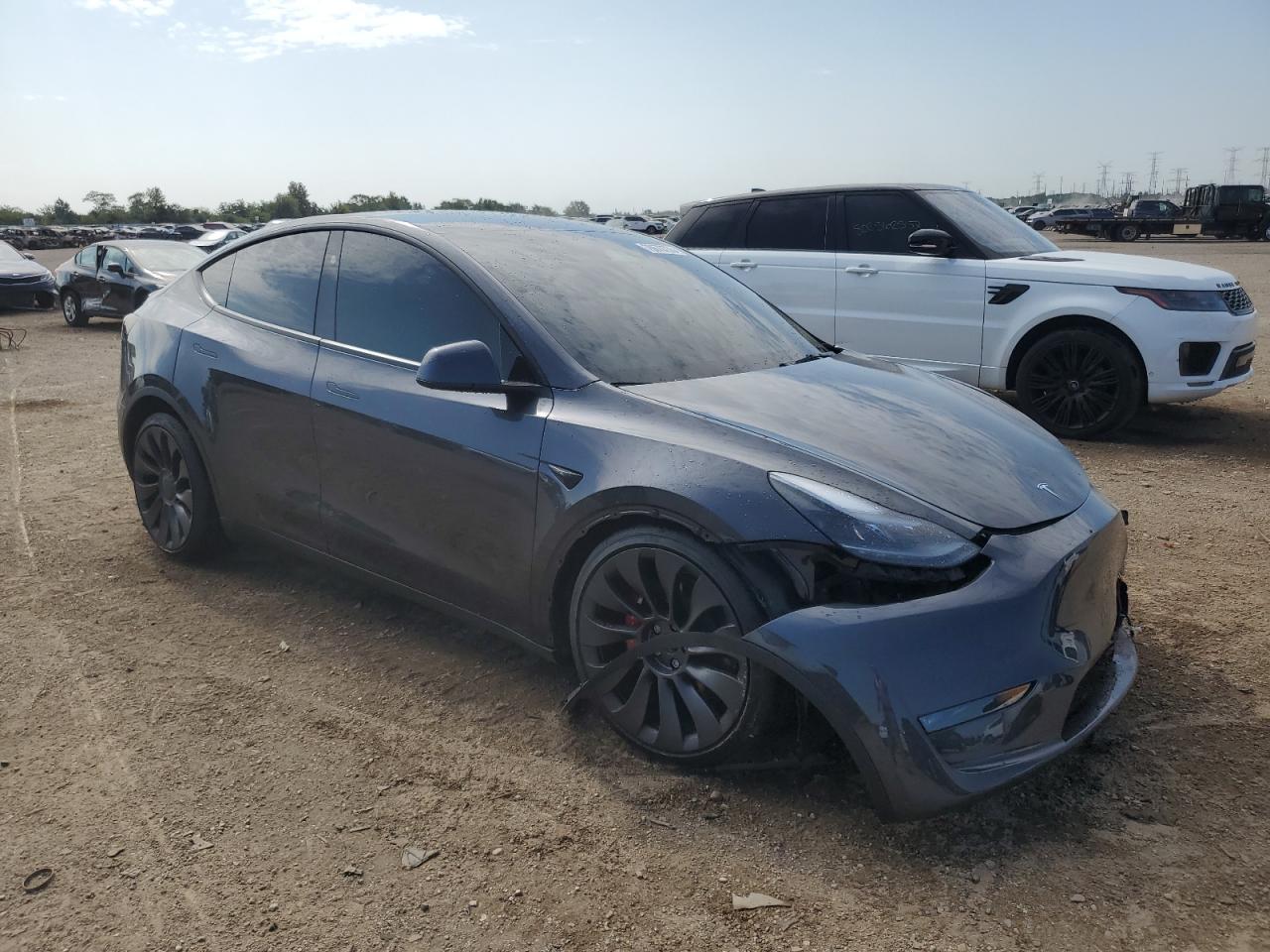 TESLA MODEL Y