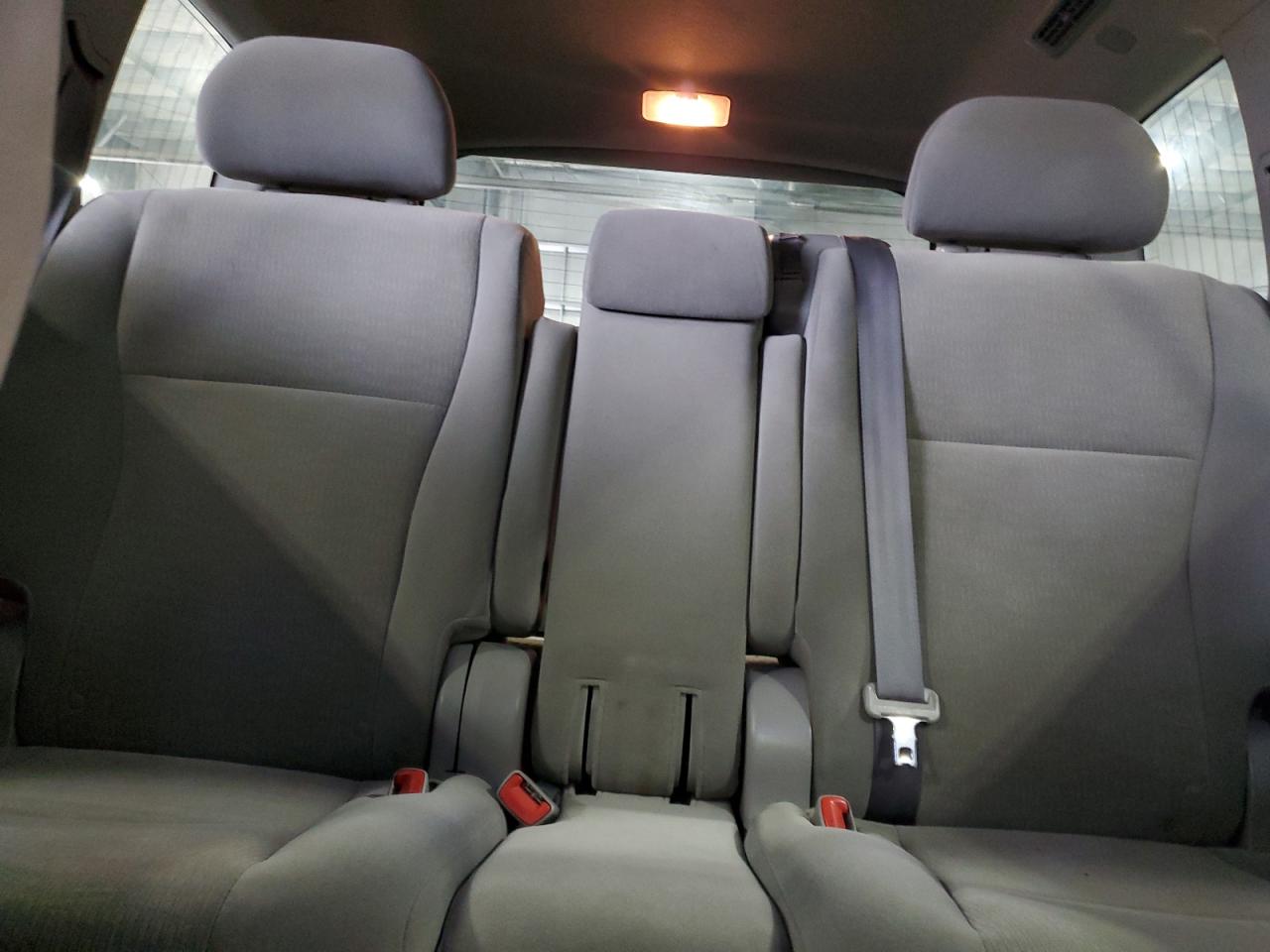 TOYOTA HIGHLANDER BASE