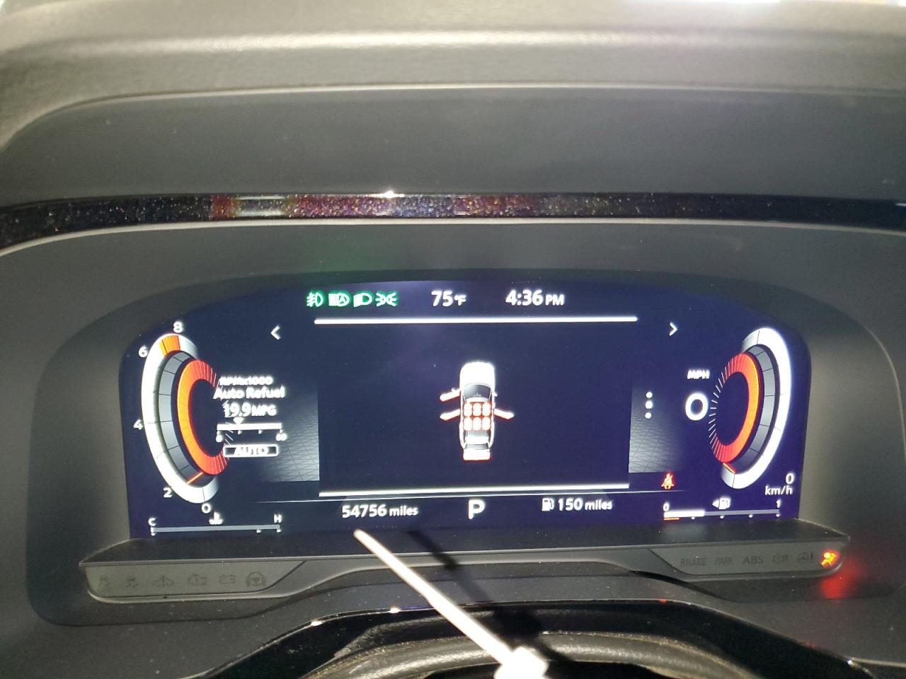 NISSAN PATHFINDER PLATINUM