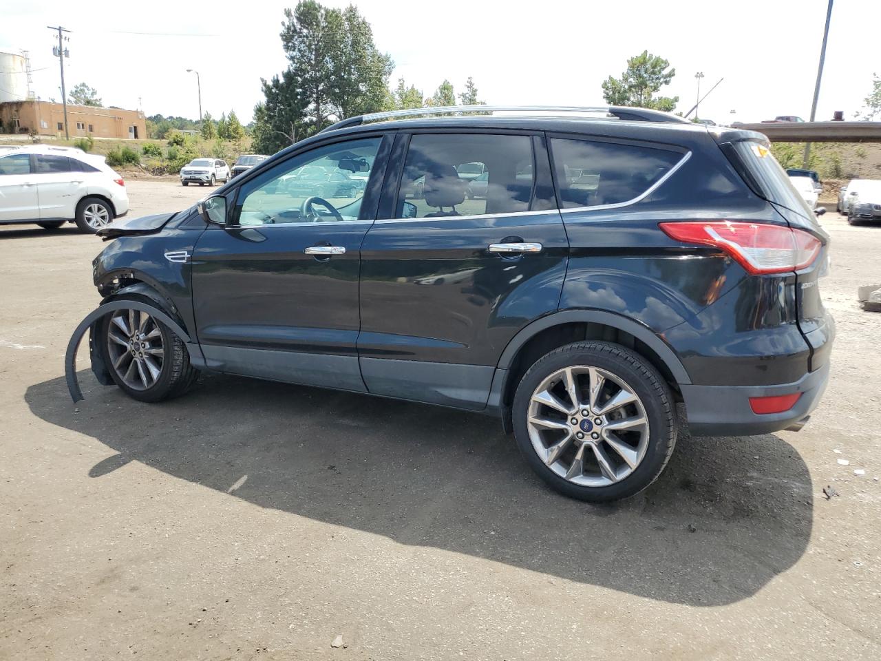 FORD ESCAPE SE