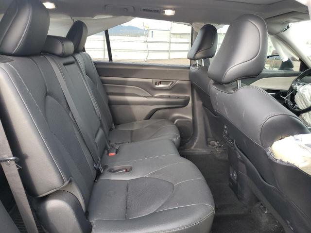 2024 TOYOTA GRAND HIGH 5TDAAAB51RS005718