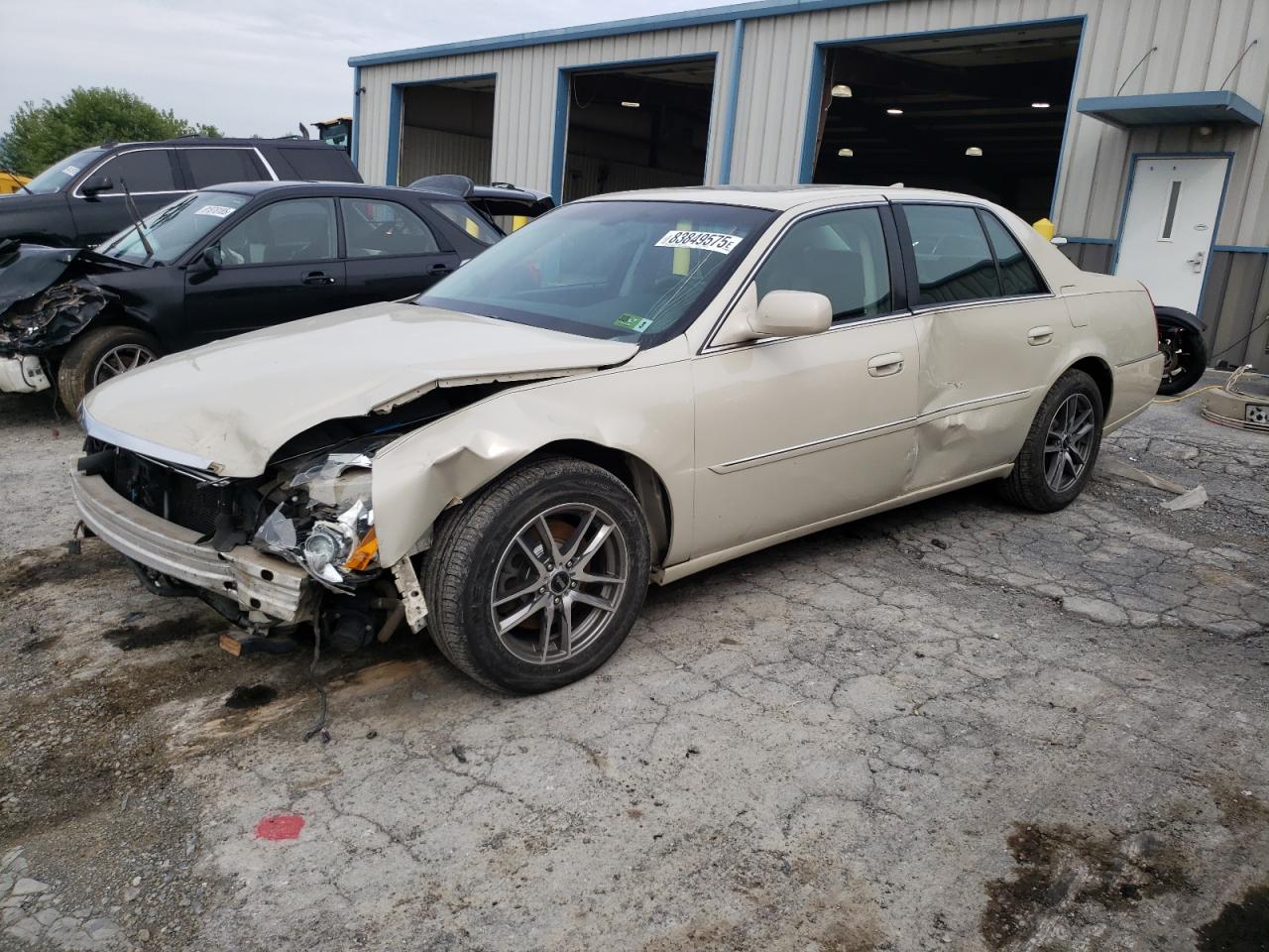 CADILLAC DTS LUXURY COLLECTION