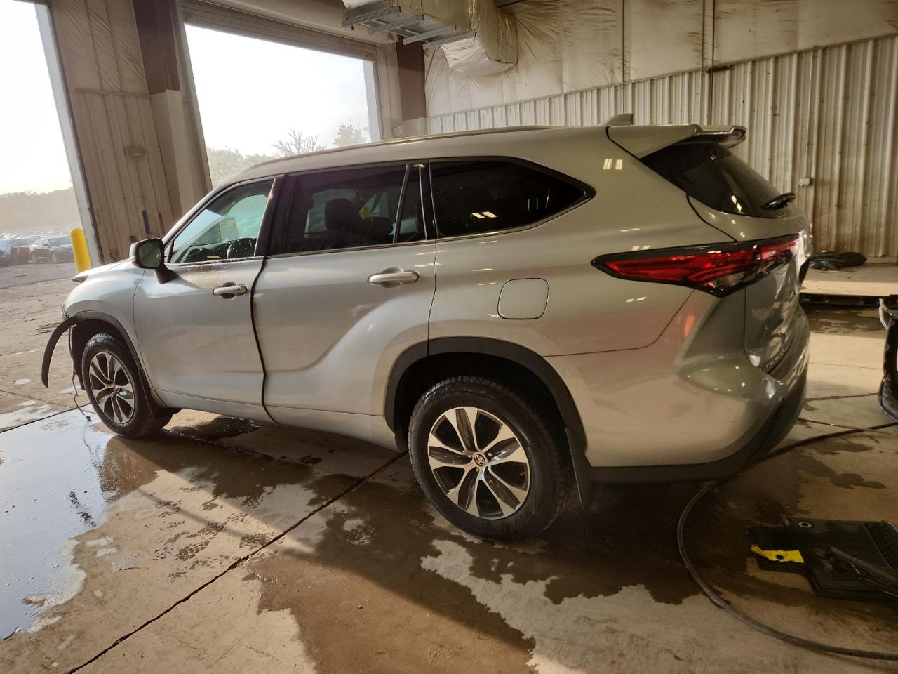 TOYOTA HIGHLANDER XLE