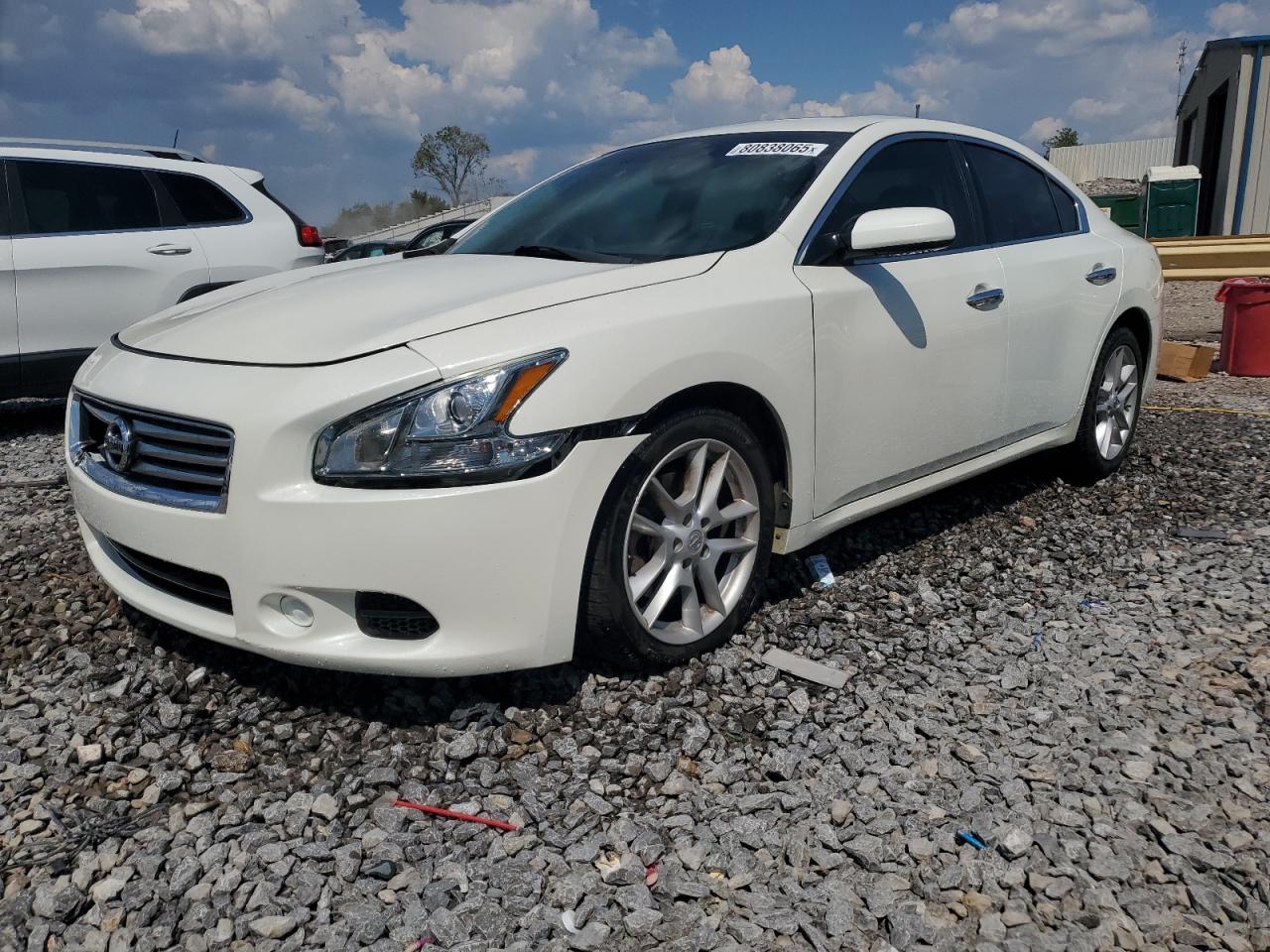 NISSAN MAXIMA S