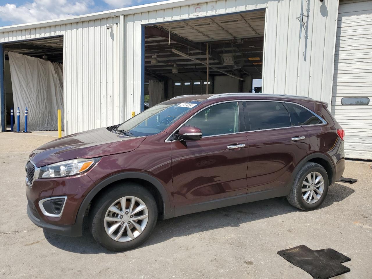  Salvage Kia Sorento