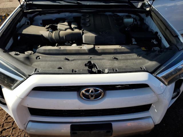 2019 TOYOTA 4RUNNER SR JTEBU5JRXK5678716