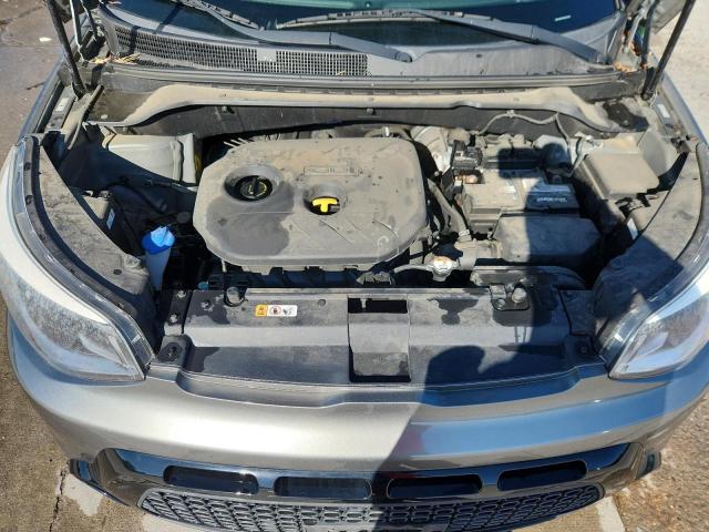 2016 KIA SOUL + - KNDJP3A58G7392397