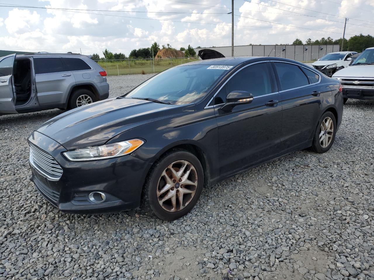 FORD FUSION SE