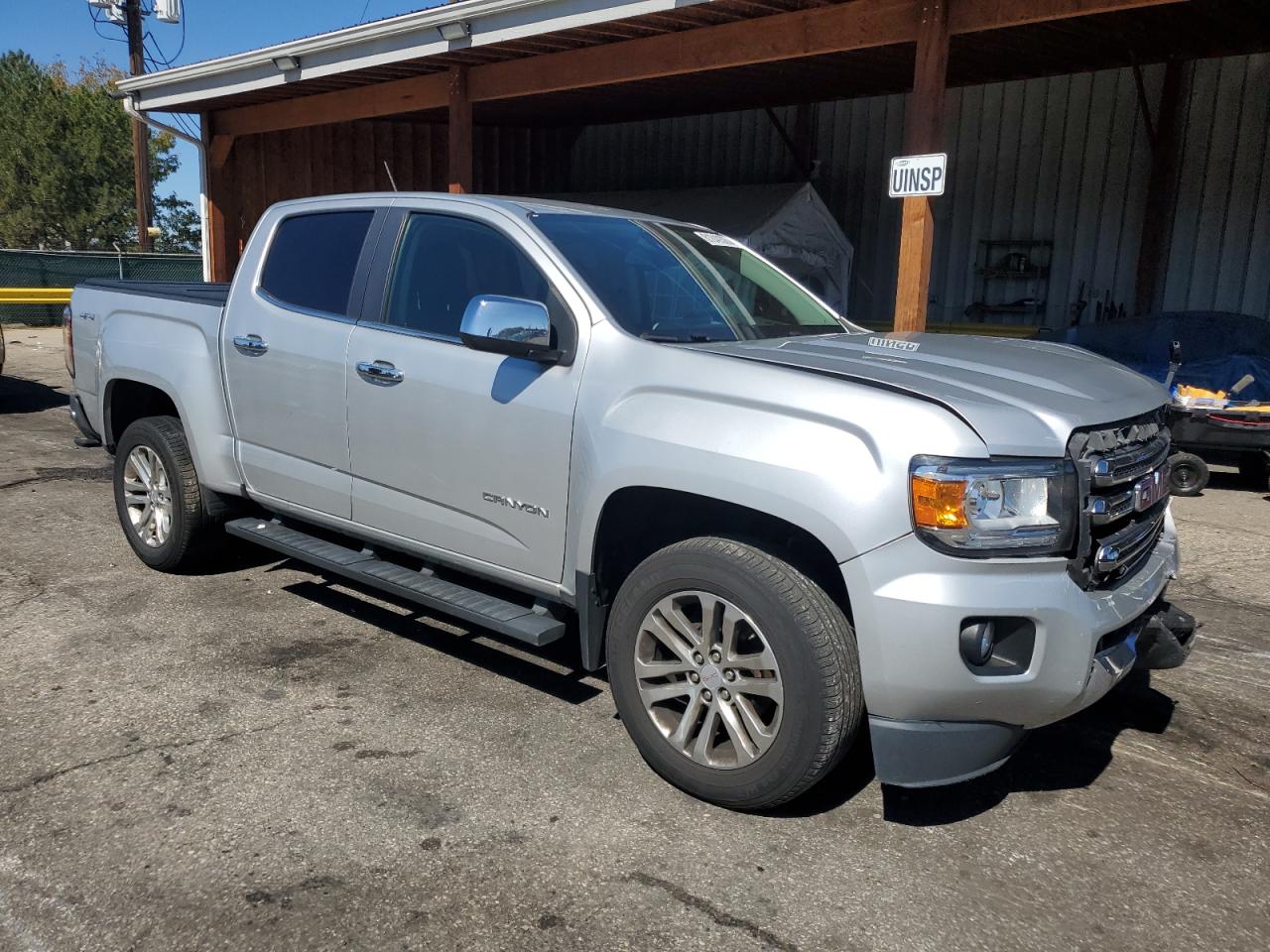 GMC CANYON SLT