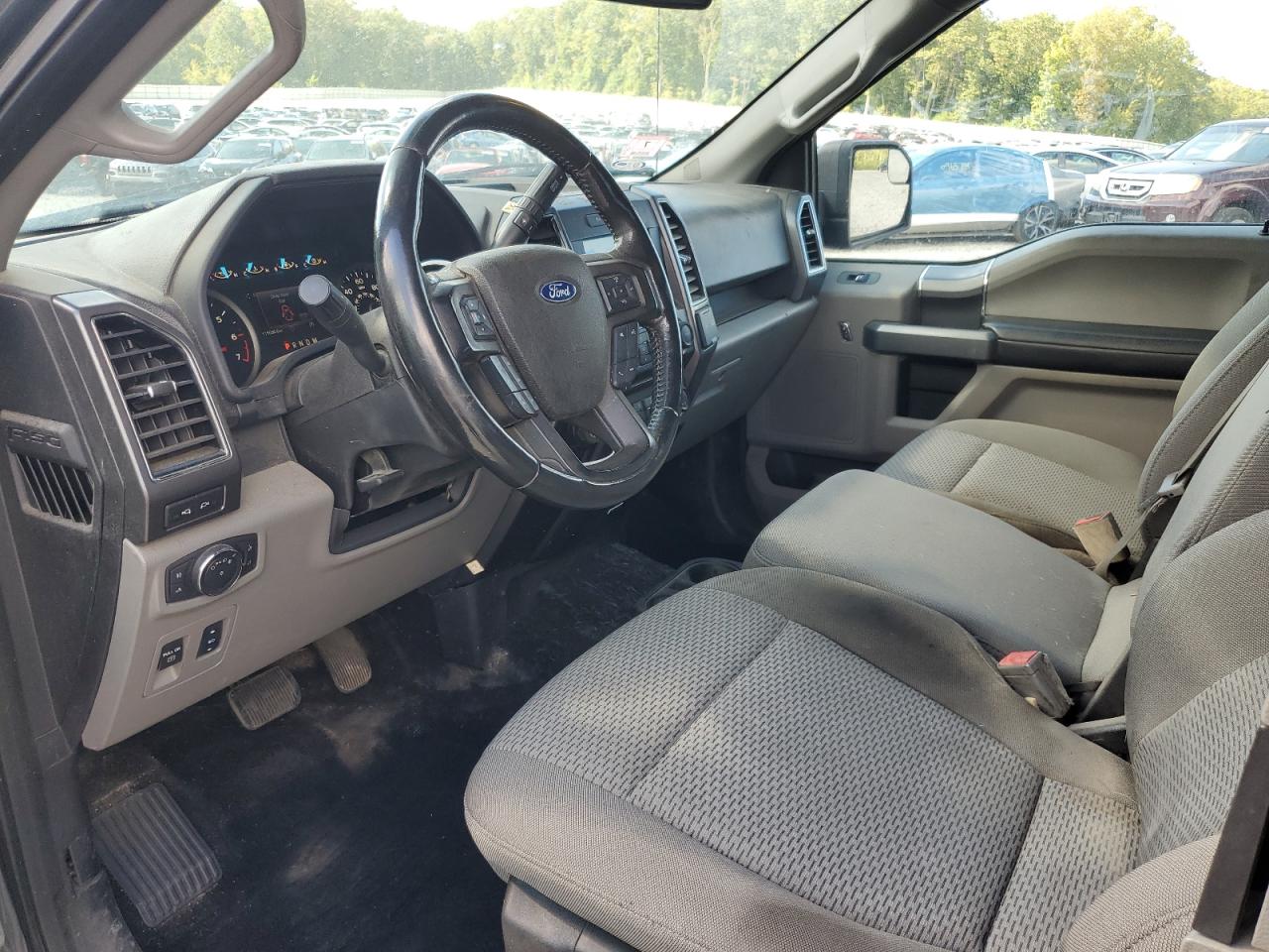 FORD F-150 SUPER CAB