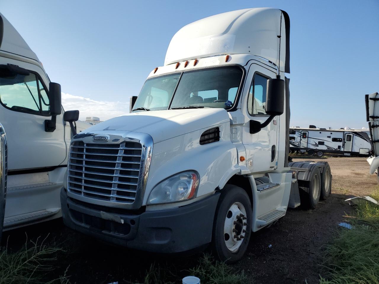 Lot #3246951221 2016 FREIGHTLINER CASCADIA 1