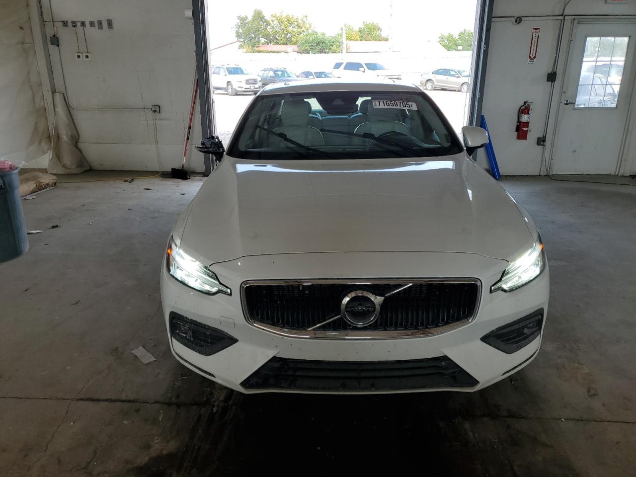 VOLVO S60 T5 MOMENTUM