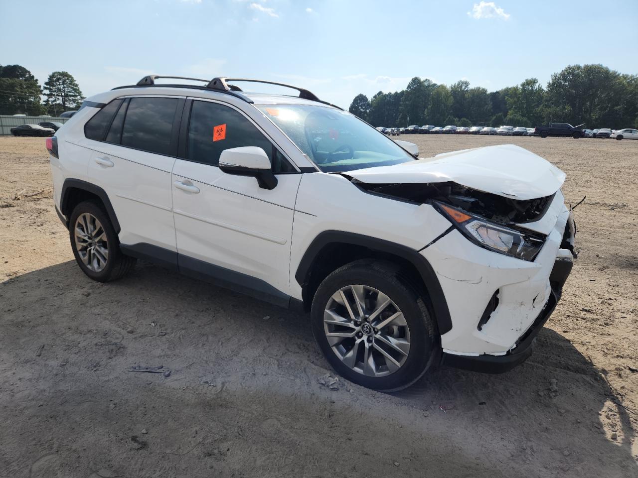 TOYOTA RAV4 XLE PREMIUM