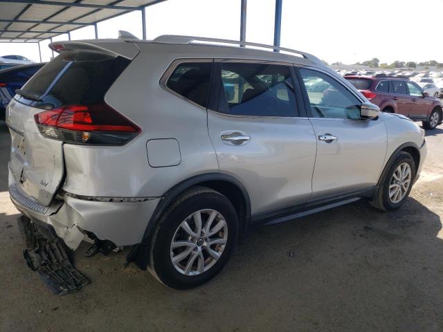2018 NISSAN ROGUE S KNMAT2MTXJP605289
