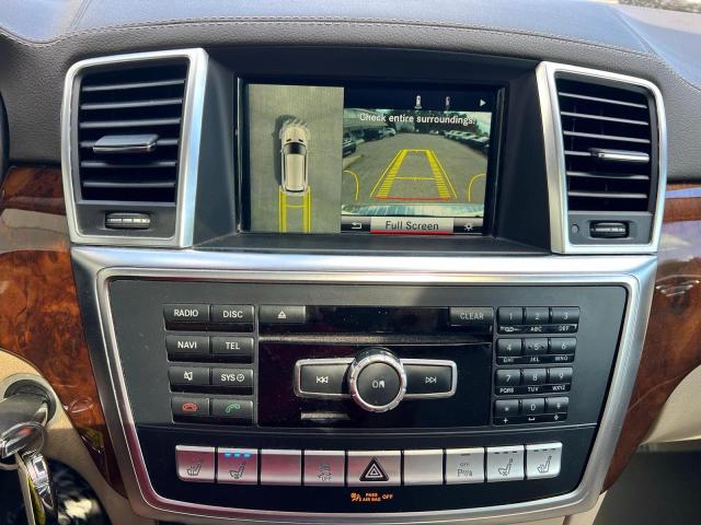 2016 MERCEDES-BENZ GL 550 4MA 4JGDF7DEXGA639212