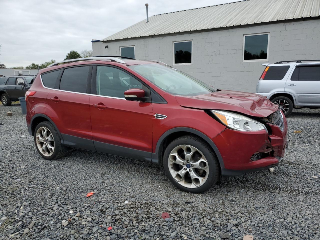 FORD ESCAPE TITANIUM