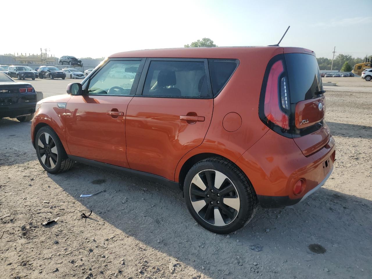 KIA SOUL +