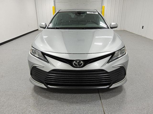 2021 TOYOTA CAMRY LE 4T1C11AK5MU518647