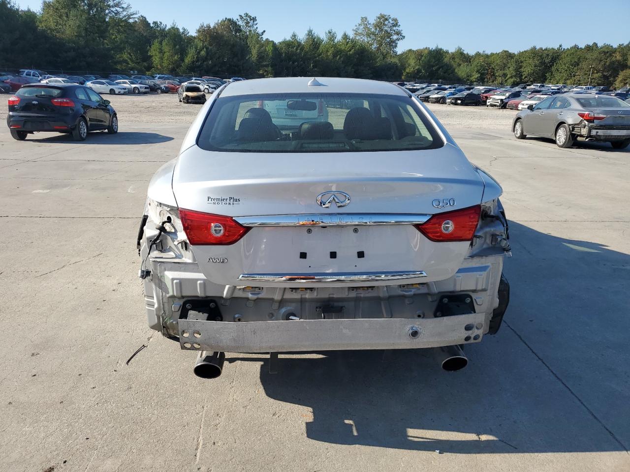 INFINITI Q50 PREMIUM