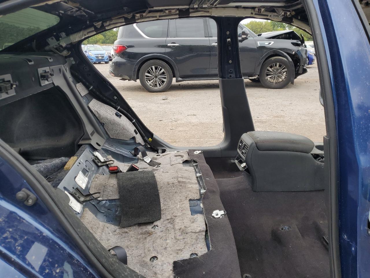 INFINITI Q50 RED SPORT 400