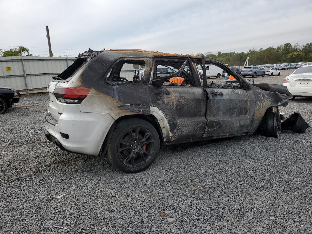 JEEP GRAND CHEROKEE SRT-8