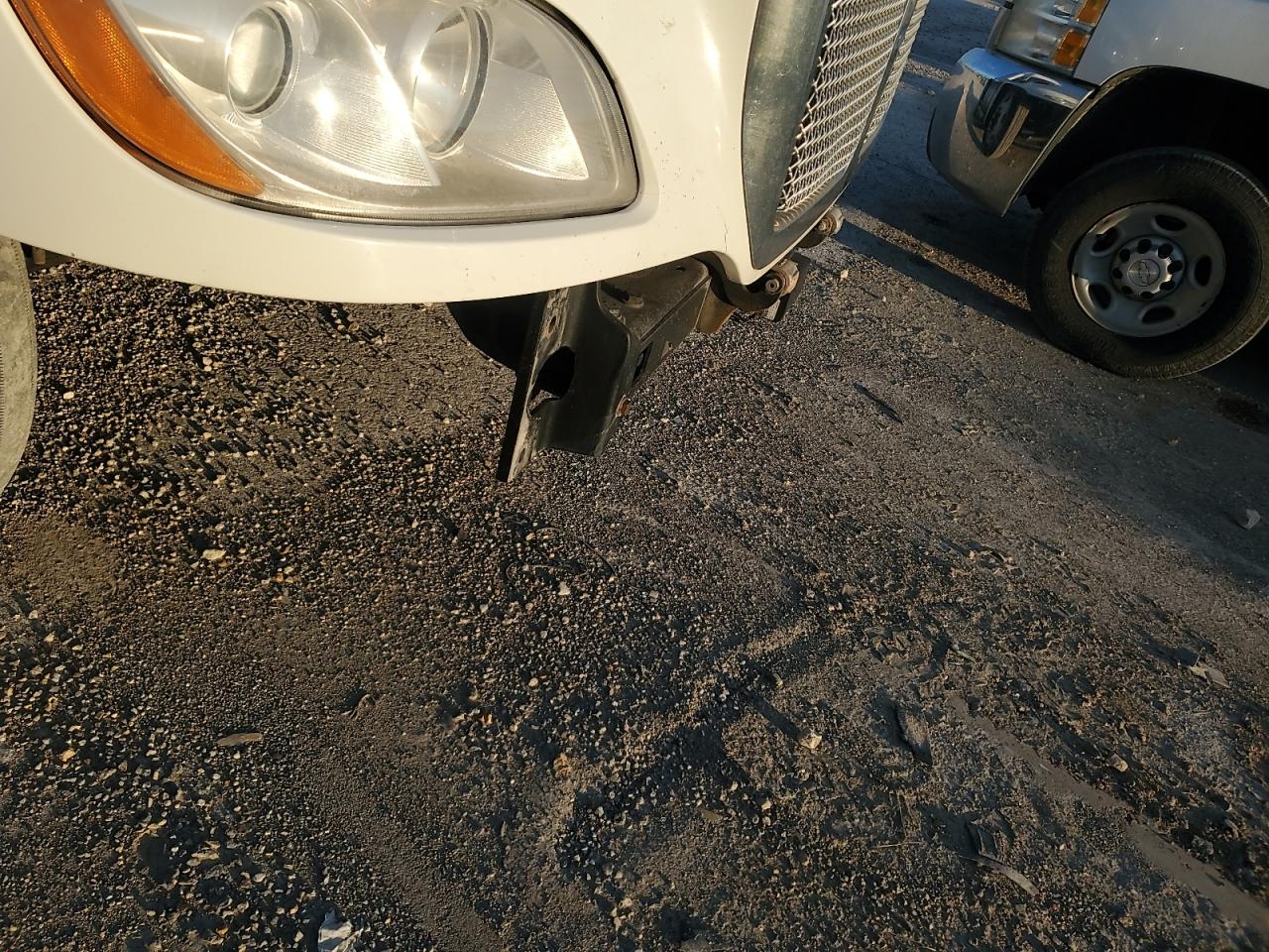 Lot #3265903113 2017 KENWORTH T680